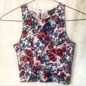 Wet Seal Cropped Floral Off White Tank Top Size Small Key Hole Back